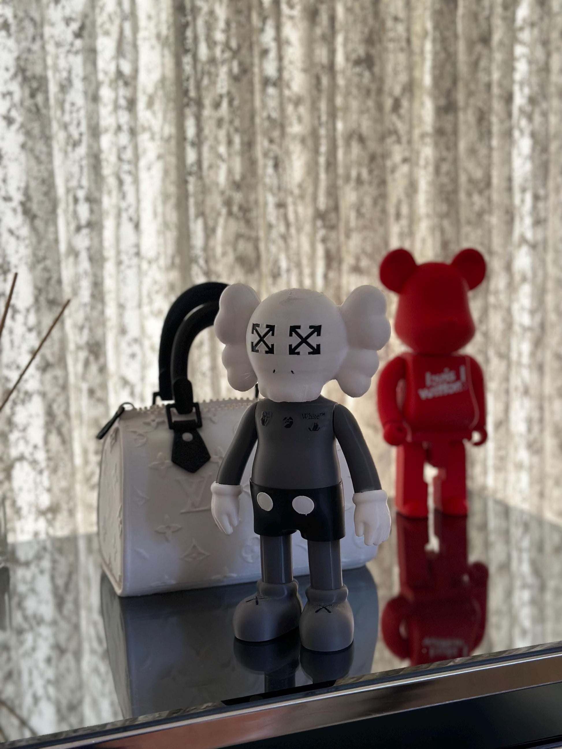 Designer Off Kaws White Art Figure - Modern Collectible Sculpture with Unique Aesthetic - Iconic Home Decor Accent for Art Enthusiasts