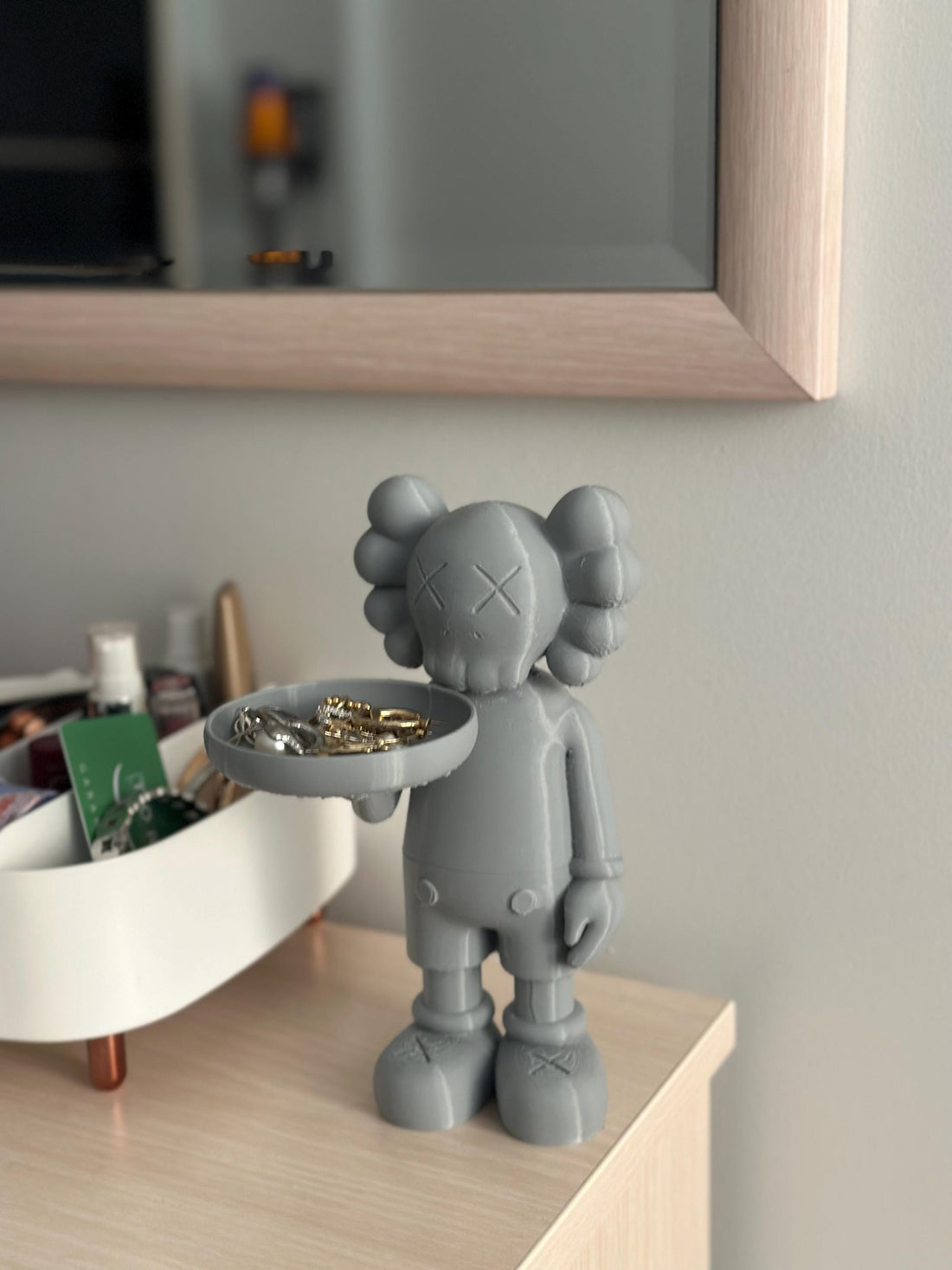 Kaws Tray Holder - Unique Decorative Tray for Home and Office, Modern Art Design Tray, Functional Organizer, Stylish Gift for Art Lovers